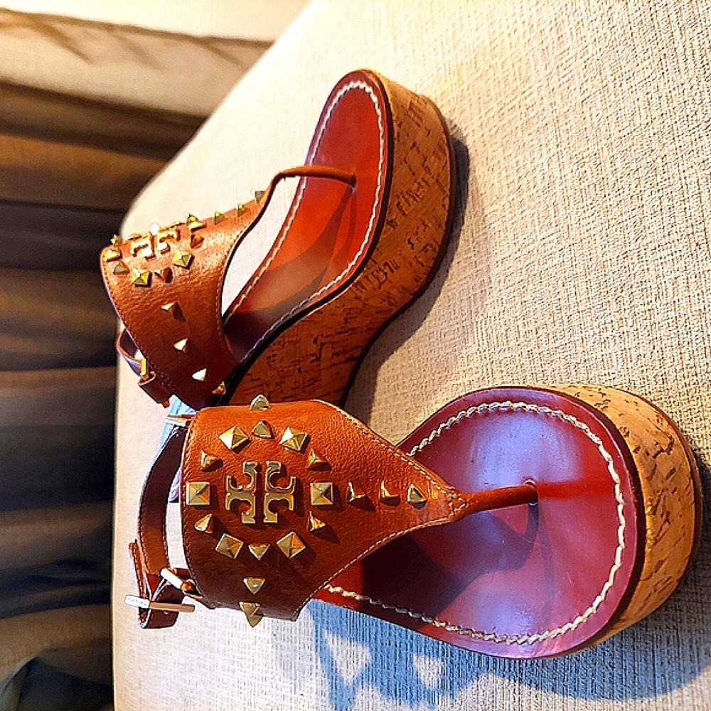 Tory Burch Brown Gold Wedges with Platform Sole